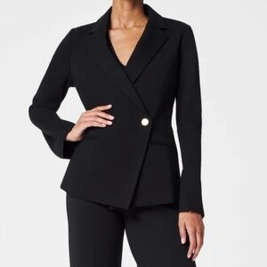 NWT - SPANX Women's - Perfect Asym Tailored Blazer - Black - Size Medium